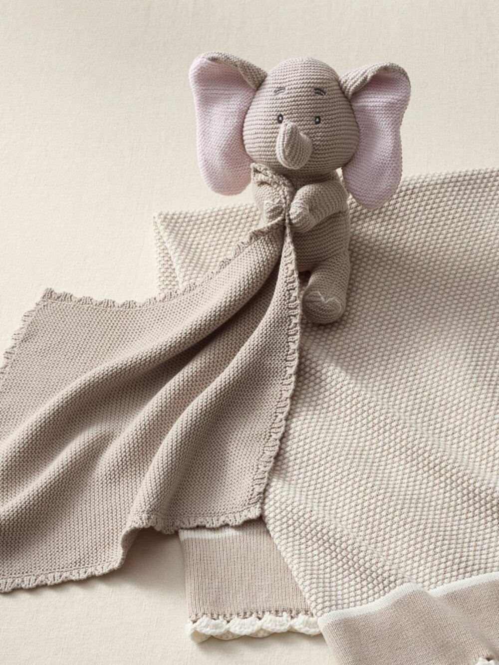 Disney Baby Dumbo Gift Set new in Gift Box Sooo Cute!
